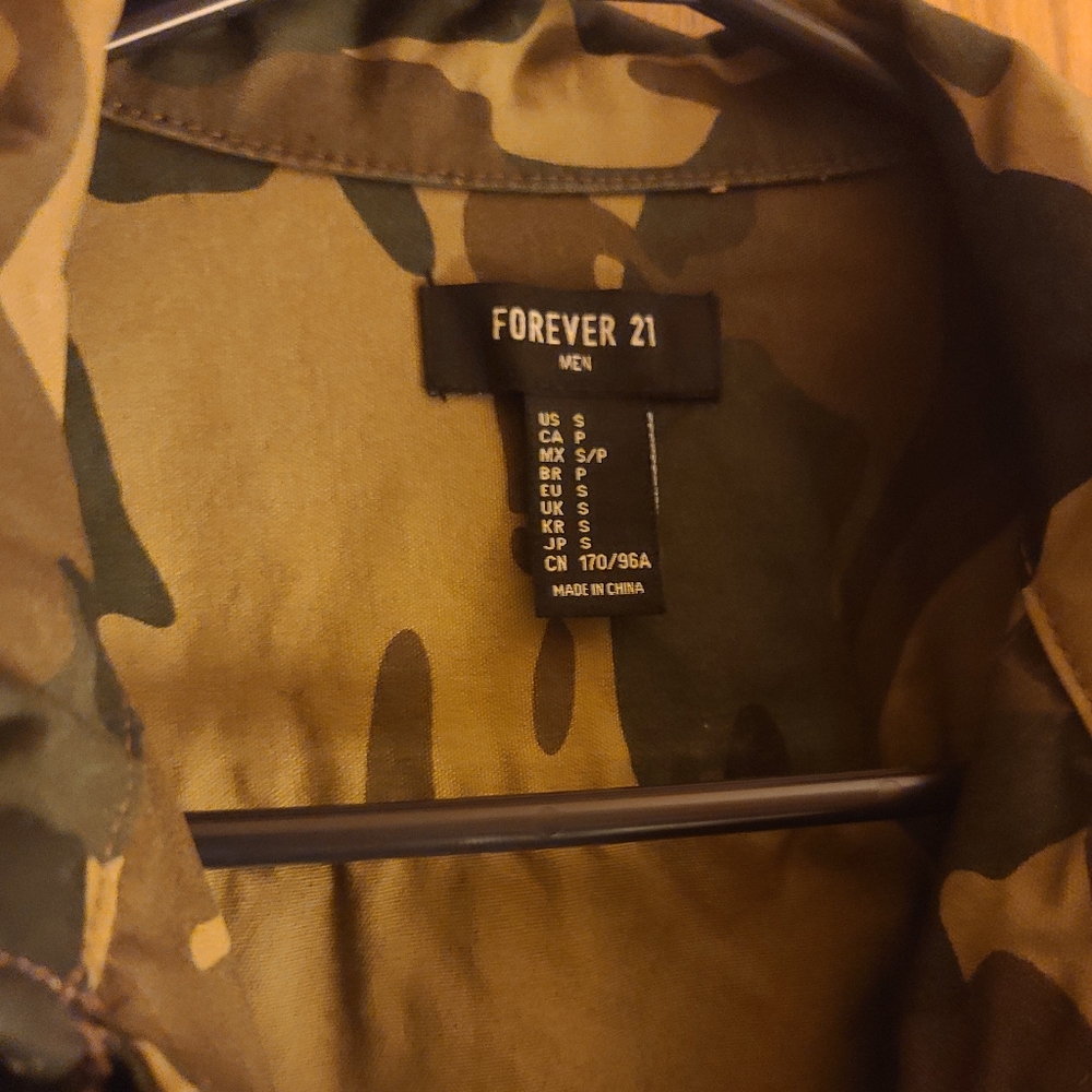 FOREVER 21 Men's Camouflage Jacket | Regular Fit | Small | Olive Green | Cotton - Picture 8 of 8